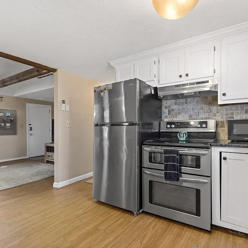 2df1b681c82446fcf8fc69442409f5d1-uncropped_scaled_within_1536_1152